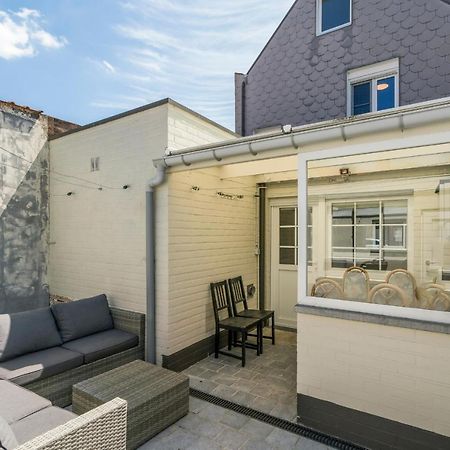 Lichtrijk, Charmant Rijtjeshuis Met 3 Slaapkamers Кнокке-Хейст Экстерьер фото
